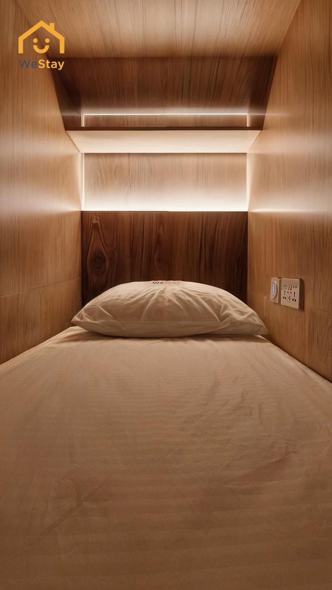 Westay Capsule Hostel Dubai Eksteriør billede